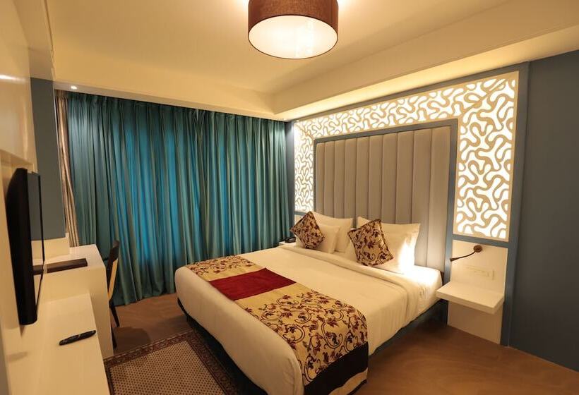 ホテル Clarion Inn Indore