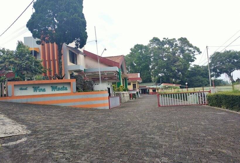 فندق Wina Wisata