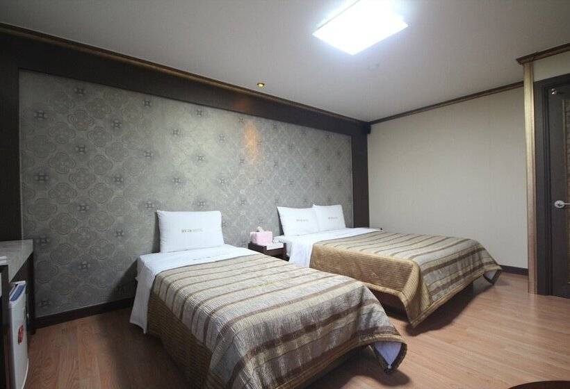 فندق على الطريق Gunsan Mulbitgoeul