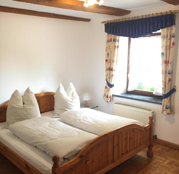 Общежитие Gasthaus Hummel