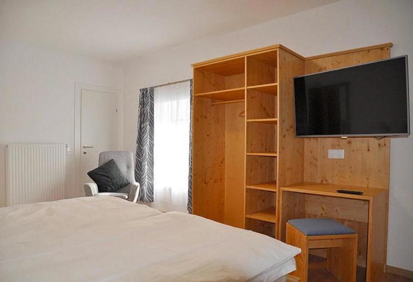 민박 Bed Bike & Breakfast