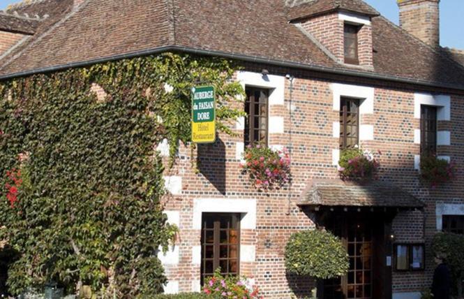 צימר L Auberge Du Faisan Doré