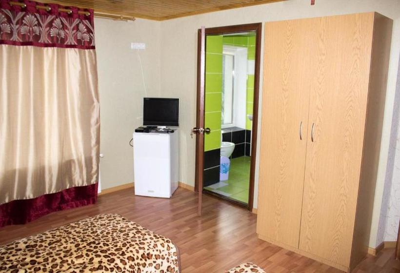 Otel імобільяре