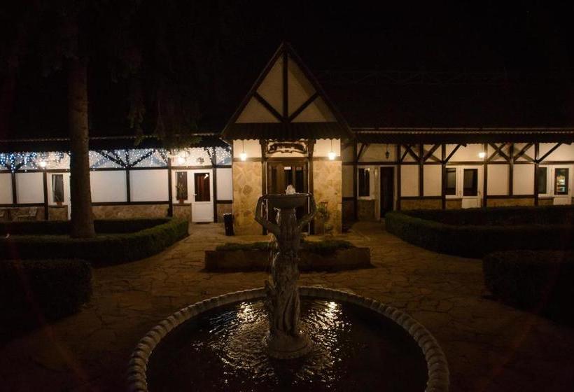 ホテル хуторок