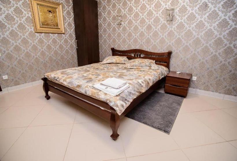 ホテル хуторок