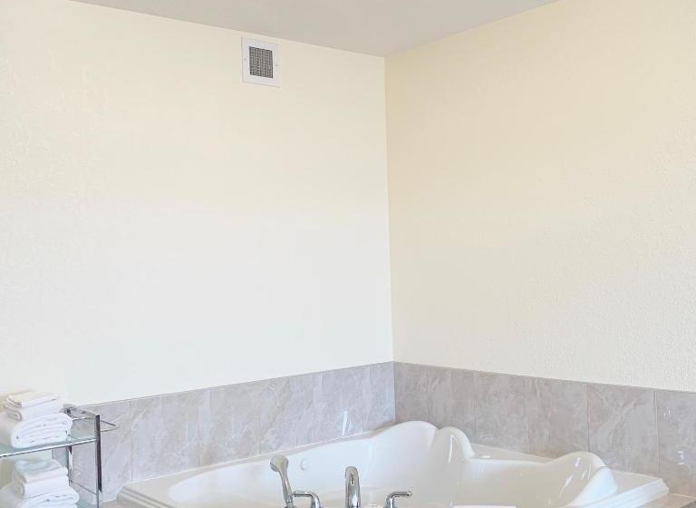 فندق Prairie Moon Inn & Suites Unity