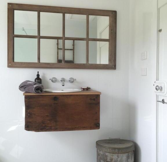 فندق Robin Hoods Well Farm Stay