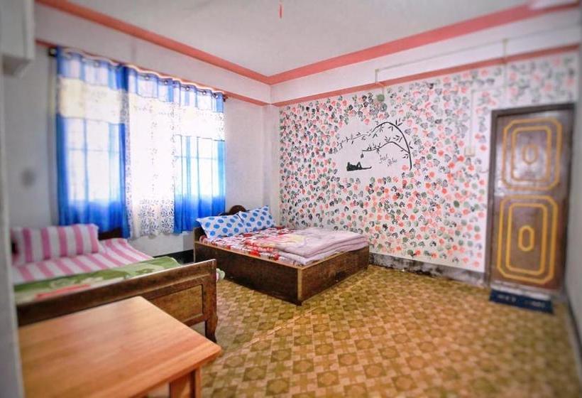 فندق Vamoose Shraddha