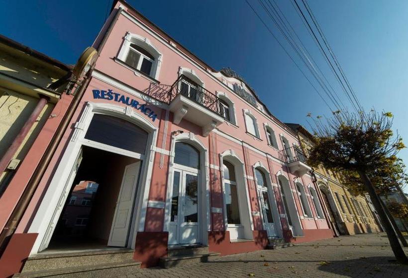 فندق Villa Romaine