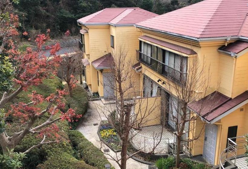 פנסיון 伊道荘園