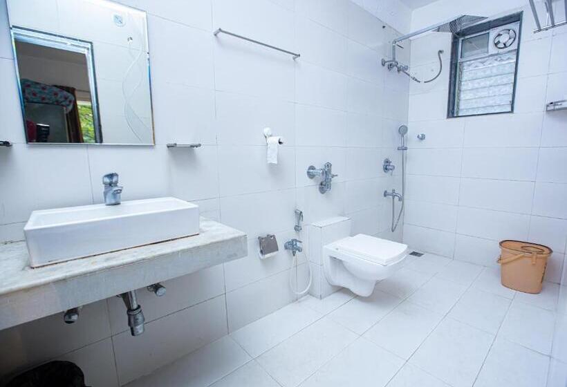 פנסיון Bendre S Holiday Home Karla