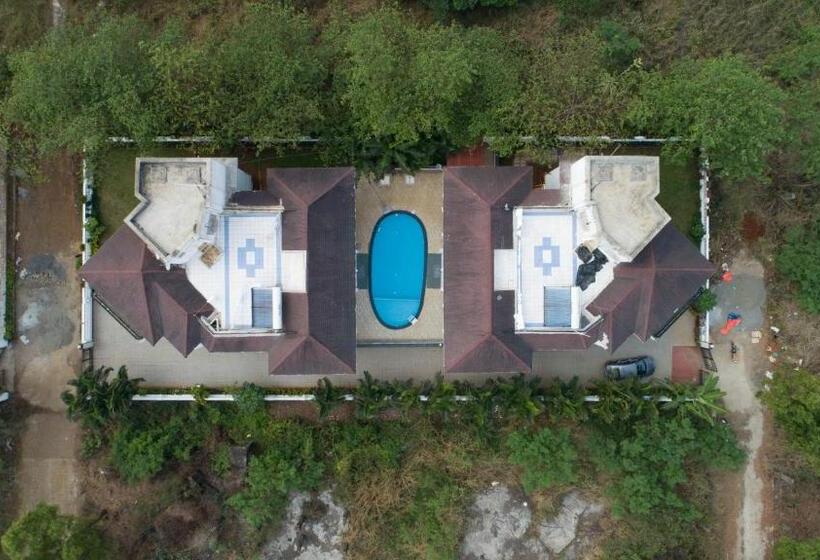 פנסיון Bendre S Holiday Home Karla