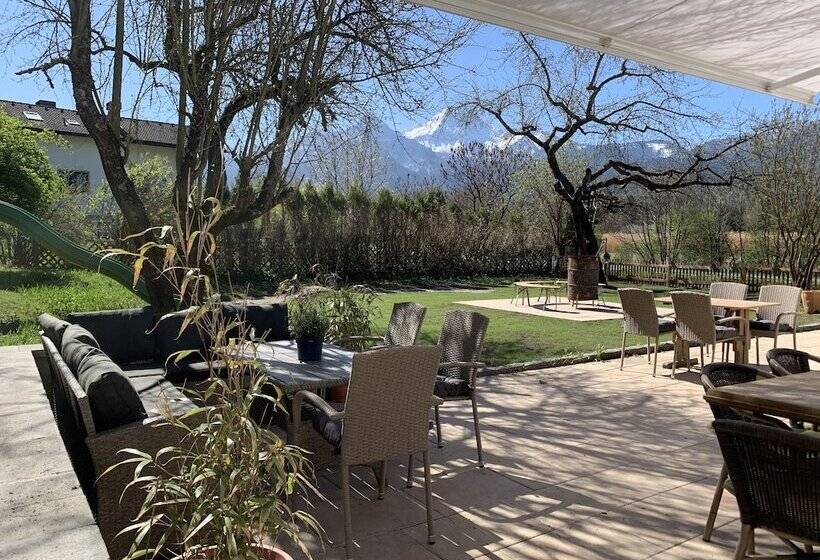 Bed and Breakfast Bergbude