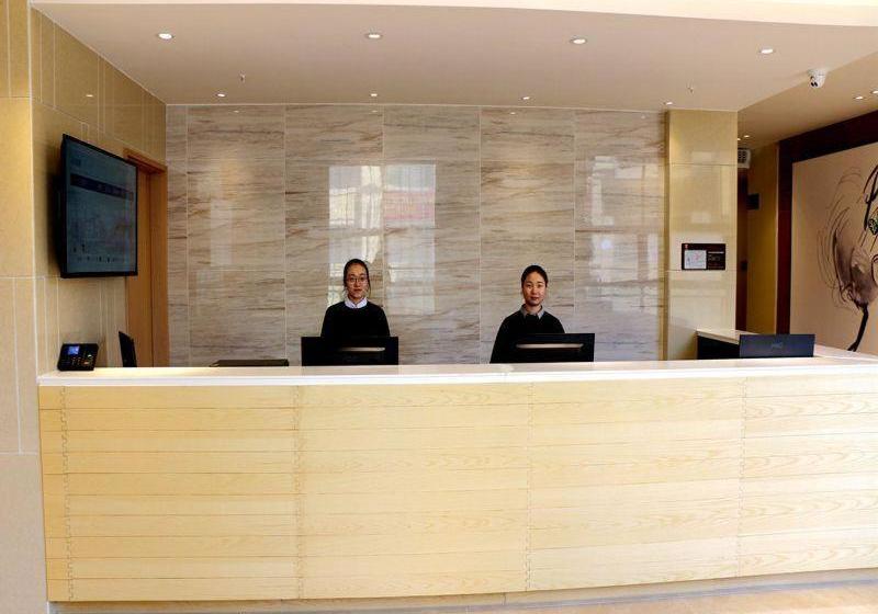 Hotelli 7days Premium Chongqing Wansheng Hongen Square Bus Station Branch