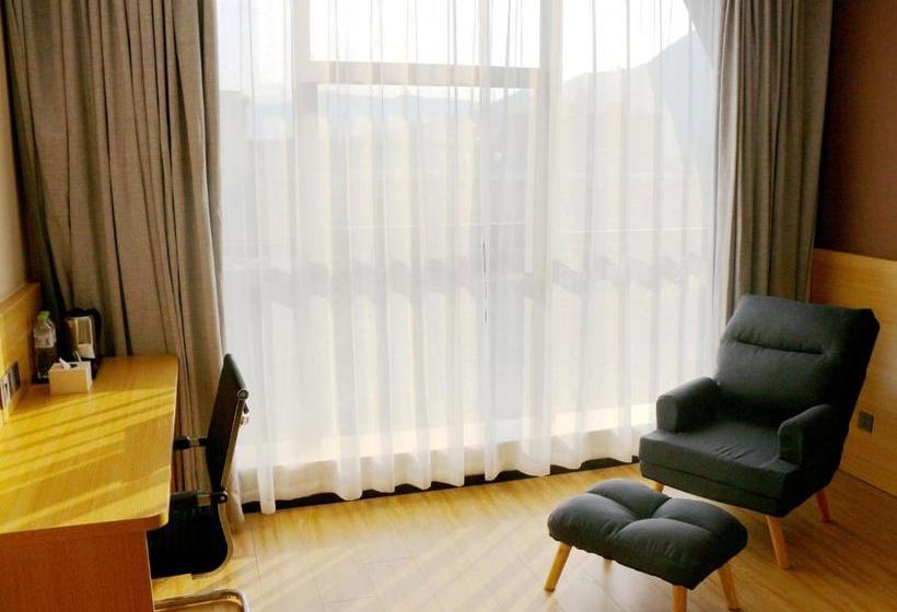 Hotelli 7days Premium Chongqing Wansheng Hongen Square Bus Station Branch