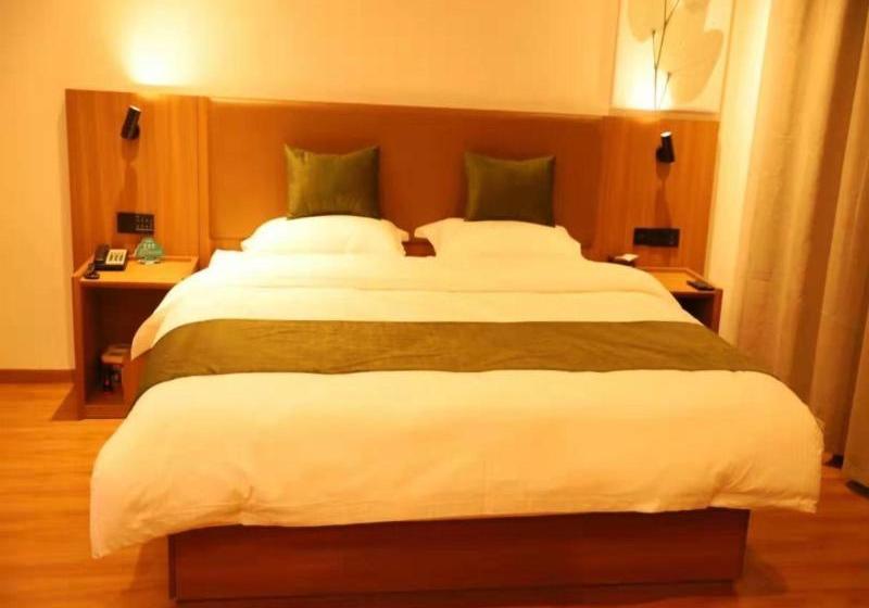 בית מלון כפרי Greentree Inn Lanzhou Zhongchuan Airport Business