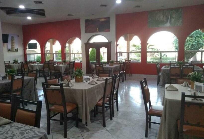 فندق Jiménez Plaza