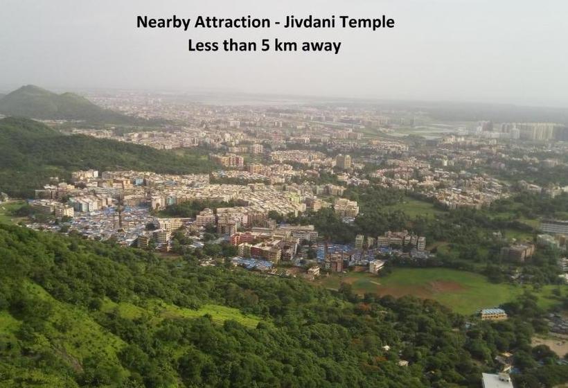 בית מלון כפרי Oyo 70407  Sea View