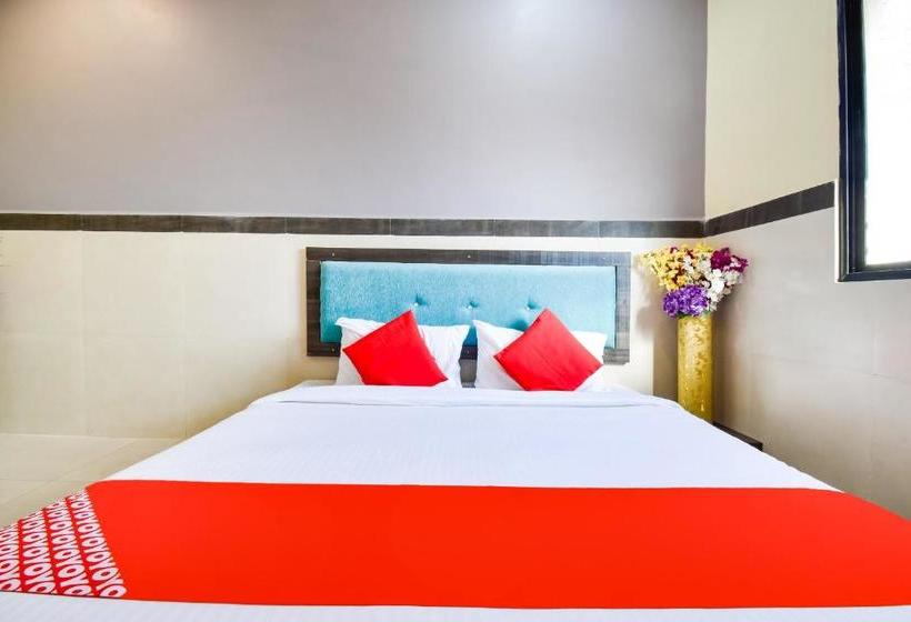 فندق Oyo 71301  Karemore Celebration