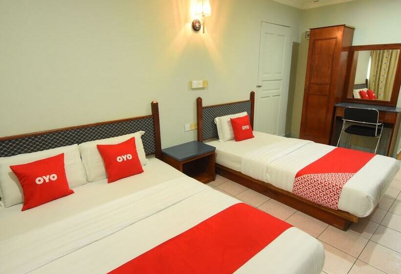 هتل Highway Inn