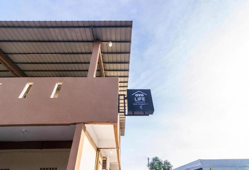 فندق Oyo Life 2579 Kost Anggun 2