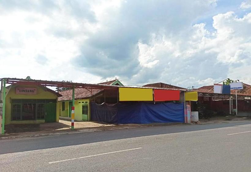 בית מלון כפרי Reddoorz Near Taman Merdeka Metro Lampung