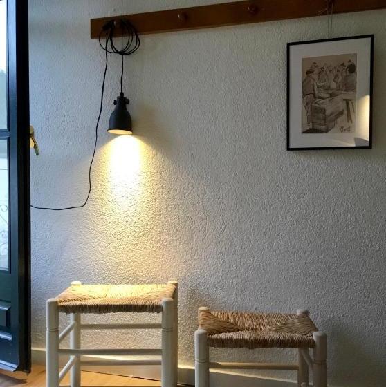 펜션 Hostal Can Maret