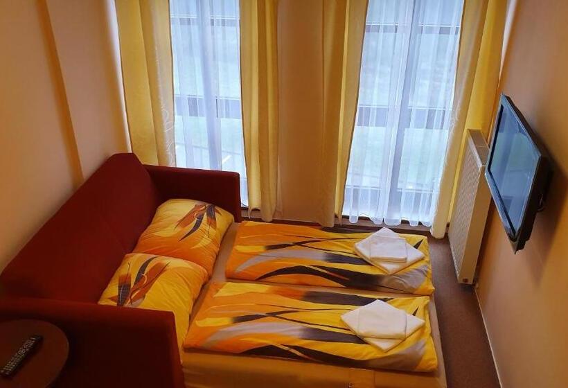 Panzió Obří Sud Javorník