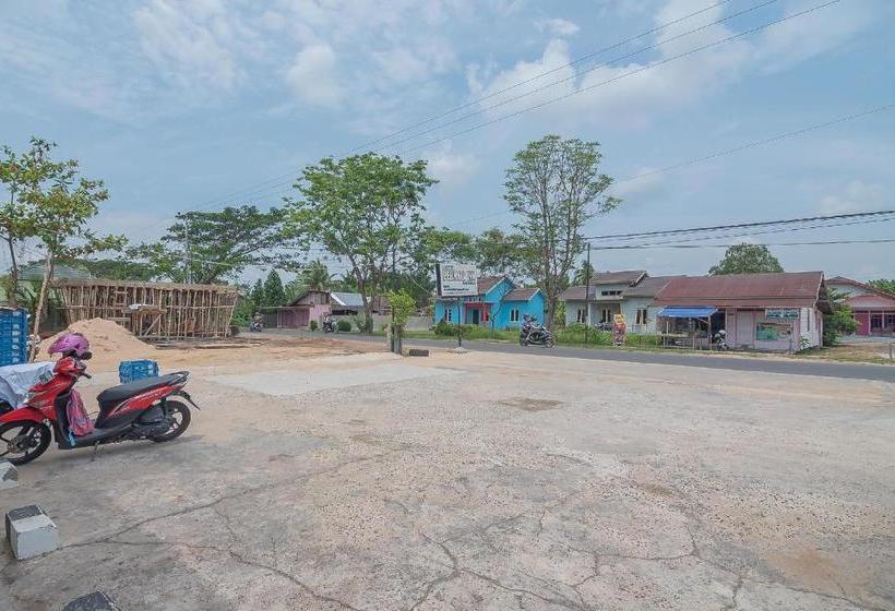 پانسیون Reddoorz Syariah At Jalan Cilik Riwut Kapuas