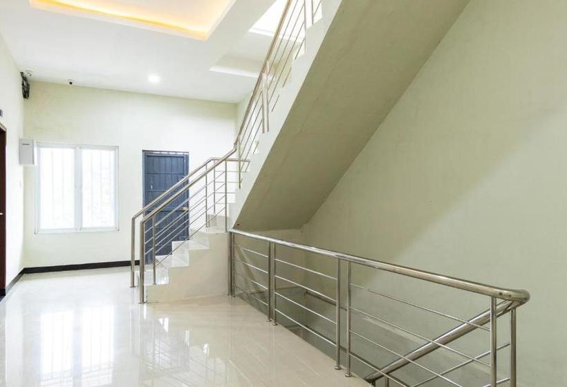 پانسیون Reddoorz Near Medan Amplas