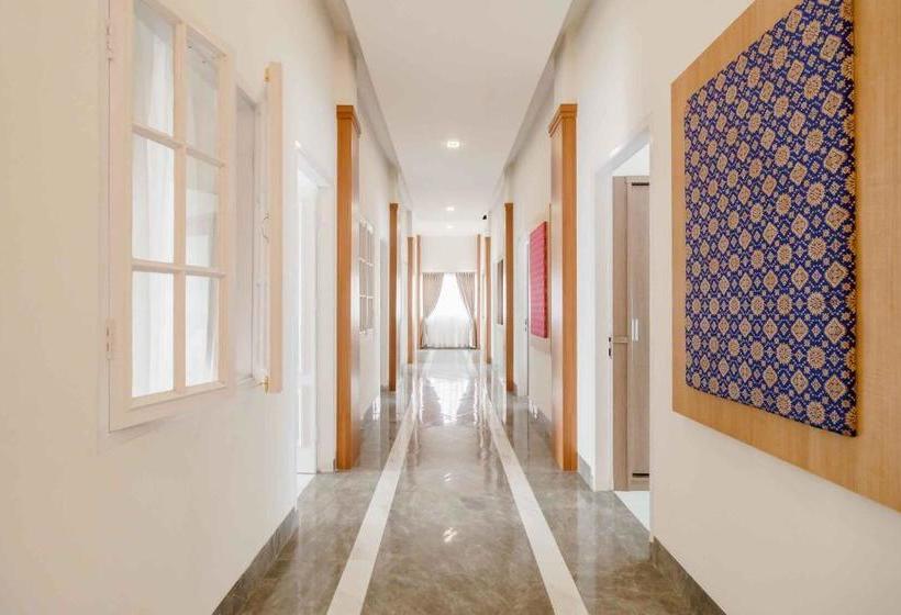 پانسیون Reddoorz Plus Syariah @ Jalan Dr Sutomo Padang