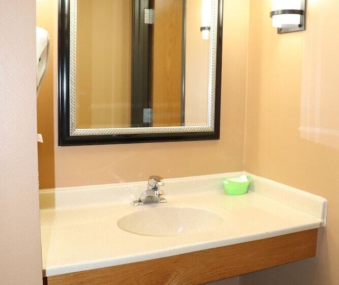 فندق صغير Prairie Inn Holmen La Crosse Area