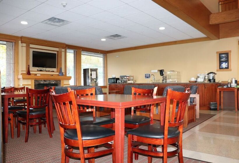 فندق صغير Prairie Inn Holmen La Crosse Area