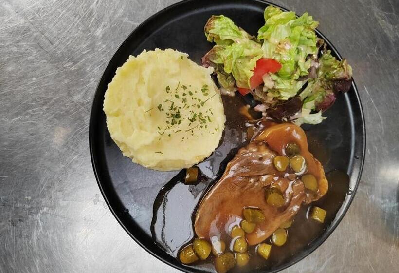 Отель Contact Hôtel Le Temps Perdu