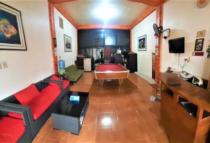 هتل Katawa Guest House Syariah