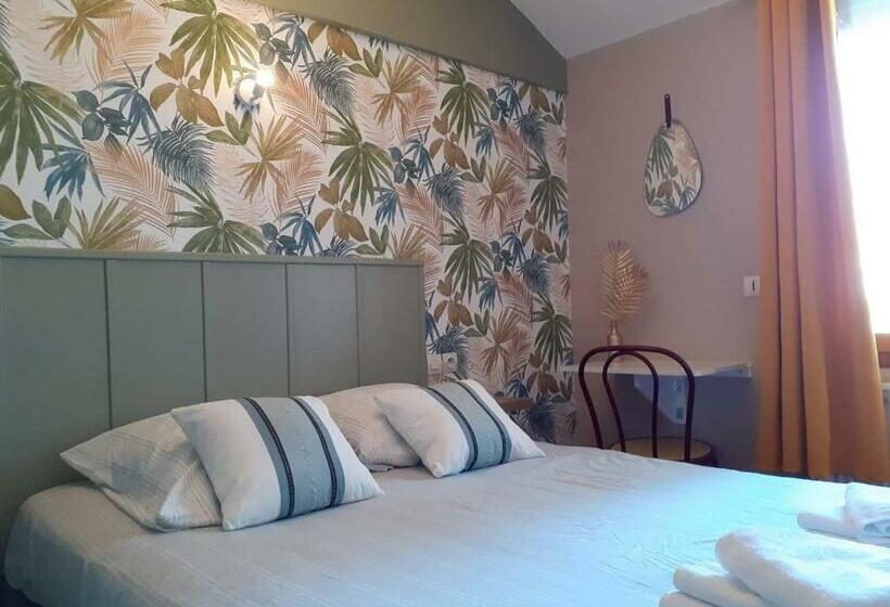 Отель Contact Hôtel Le Temps Perdu