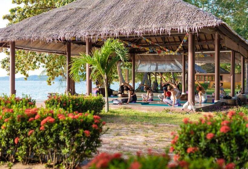 فندق Satva Samui Yoga And Wellness Resort