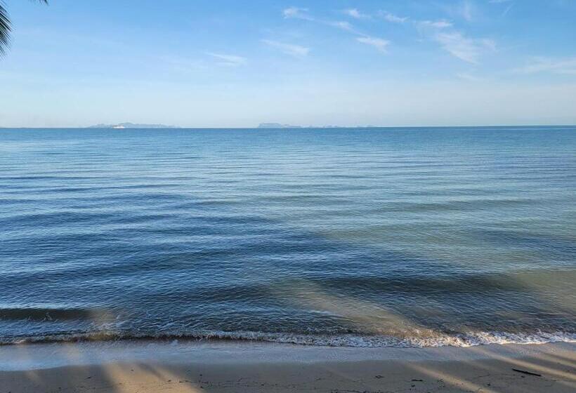 فندق Satva Samui Yoga And Wellness Resort