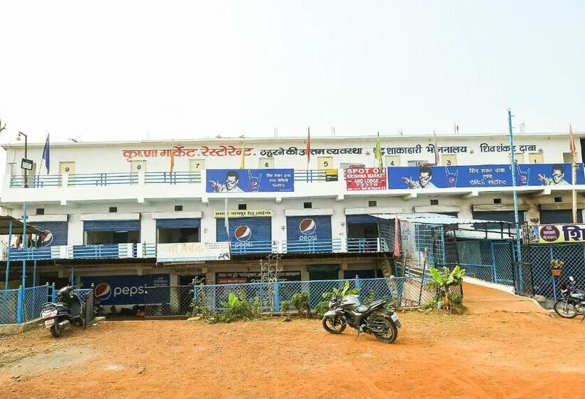 ホテル Spot On Krishna Market And Lodge