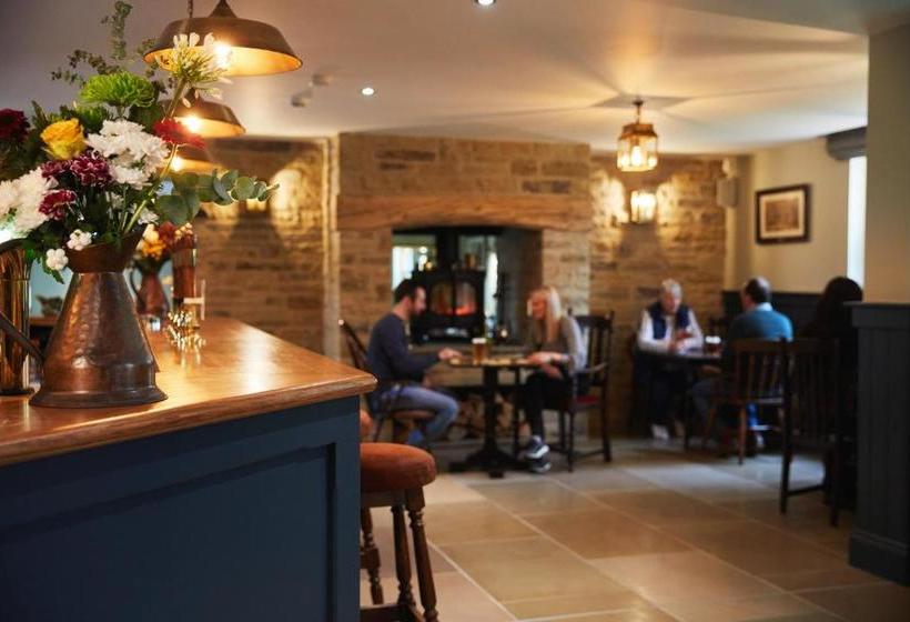 هتل The Lime Tree Inn