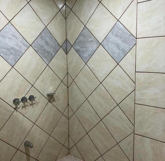 بنسيون Hospedaje Adrimaran