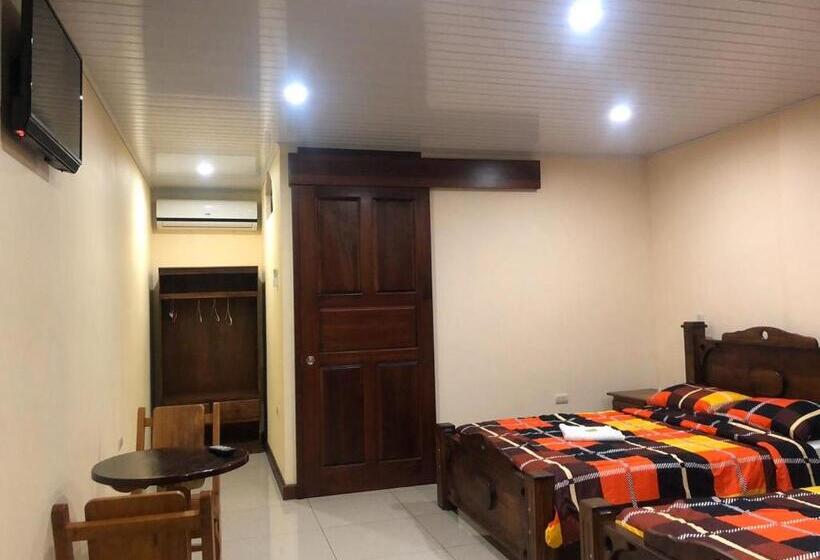 بنسيون Hospedaje Adrimaran