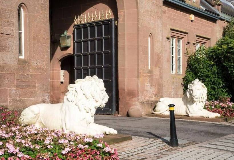 צימר Lilleshall House & Gardens And Lilleshall National Sports Centre