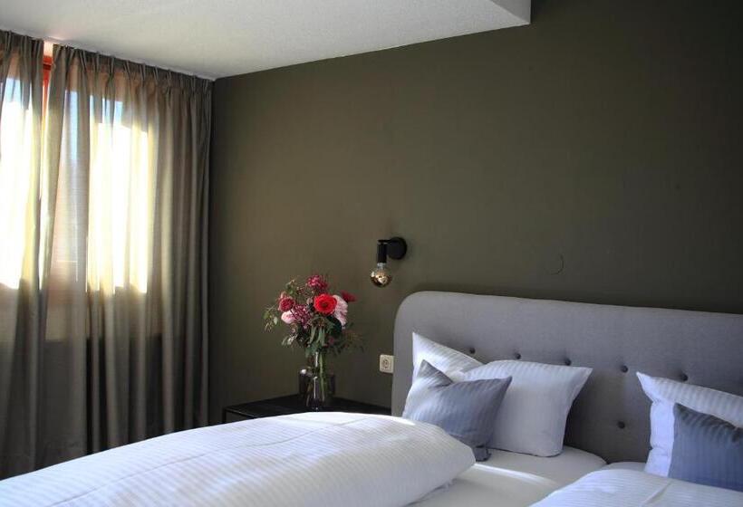 בית מלון כפרי Askania 1927