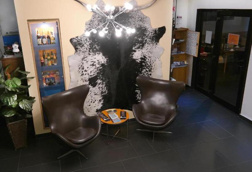 هتل Central  Duesseldorf