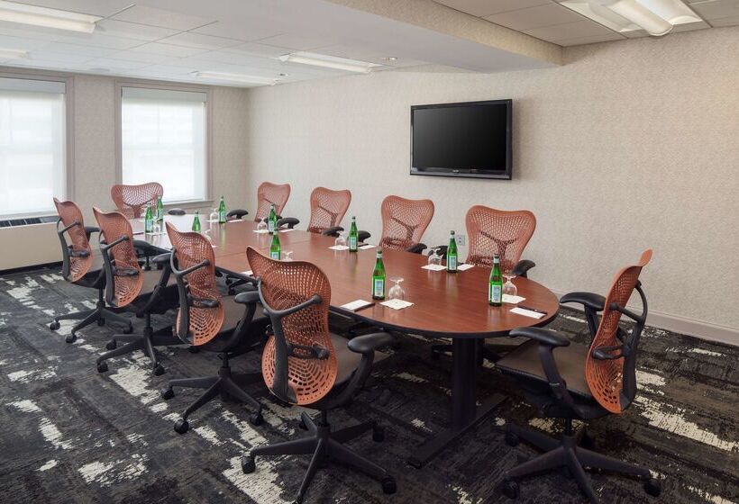 Doubletree Suites By Hilton Hotel Detroit Downtown   Fort Shelby