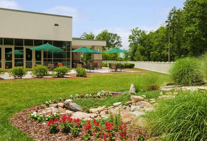ホテル Embassy Suites By Hilton Charlotte Concord Golf Resort & Spa