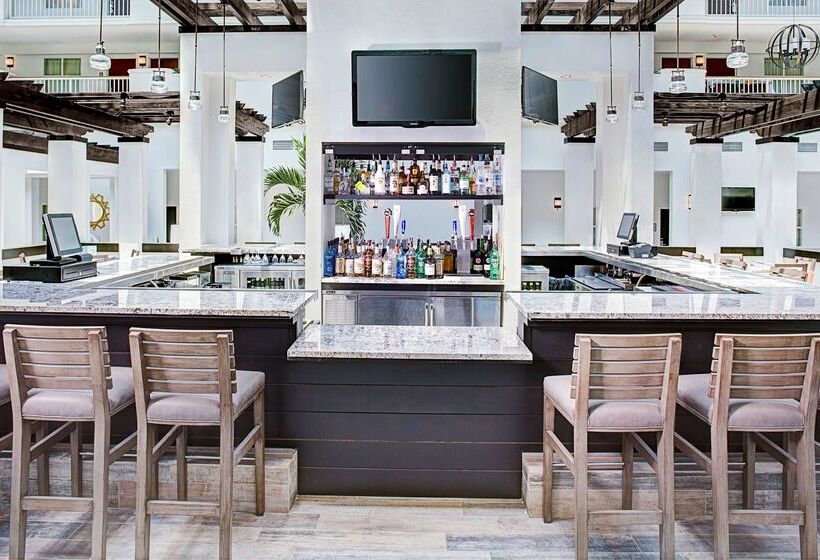 هتل Embassy Suites By Hilton Destin Miramar Beach