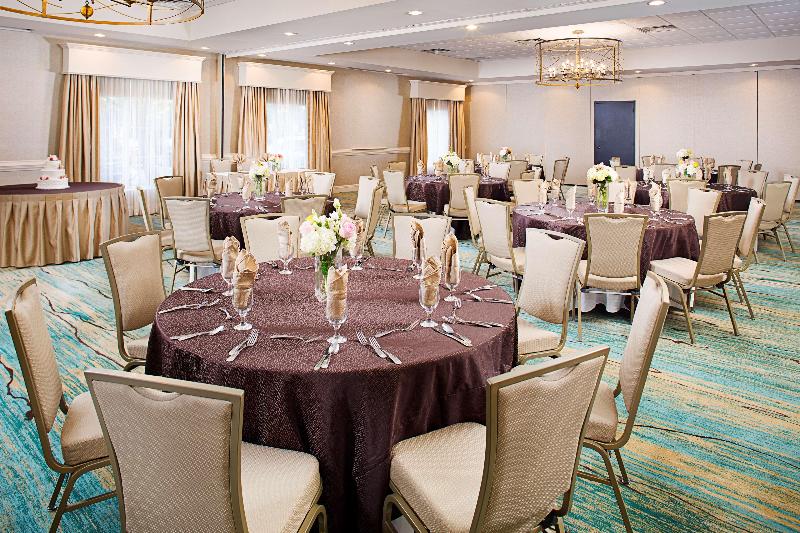 هتل Embassy Suites By Hilton Destin Miramar Beach