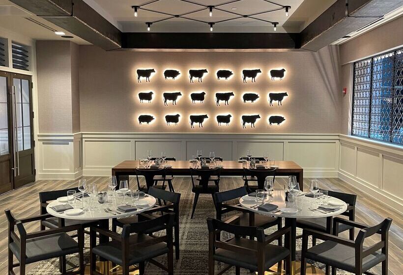 هتل Embassy Suites By Hilton Huntsville